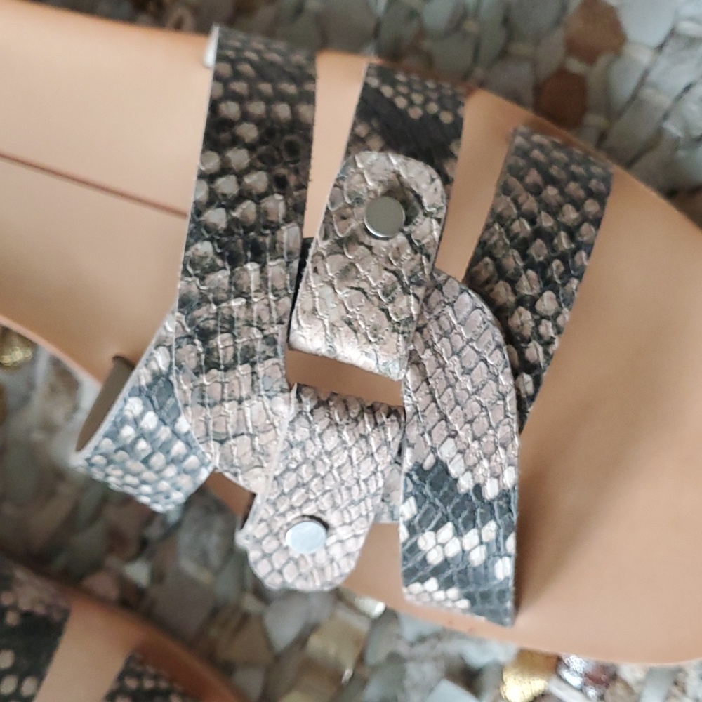 Dolce Vita Cait slide sandal - Picture 6 of 10